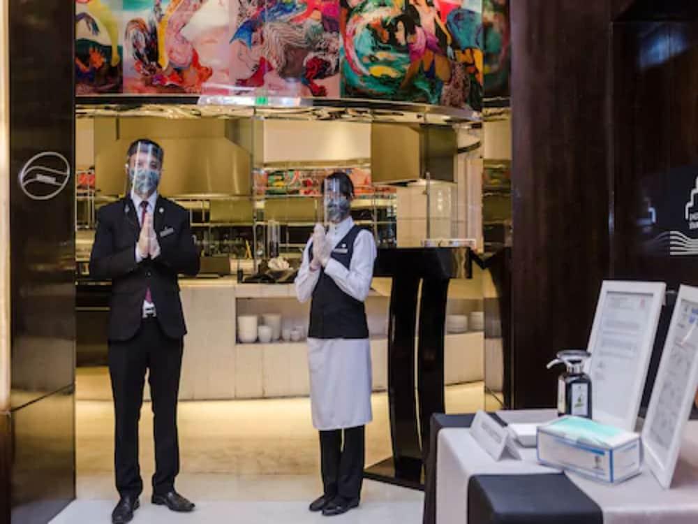 Hotel Ciputra World Surabaya Managed By Swiss-Belhotel International Экстерьер фото
