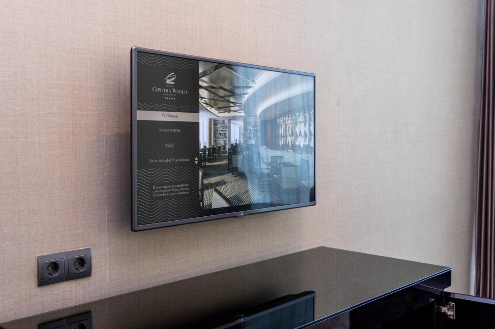 Hotel Ciputra World Surabaya Managed By Swiss-Belhotel International Экстерьер фото