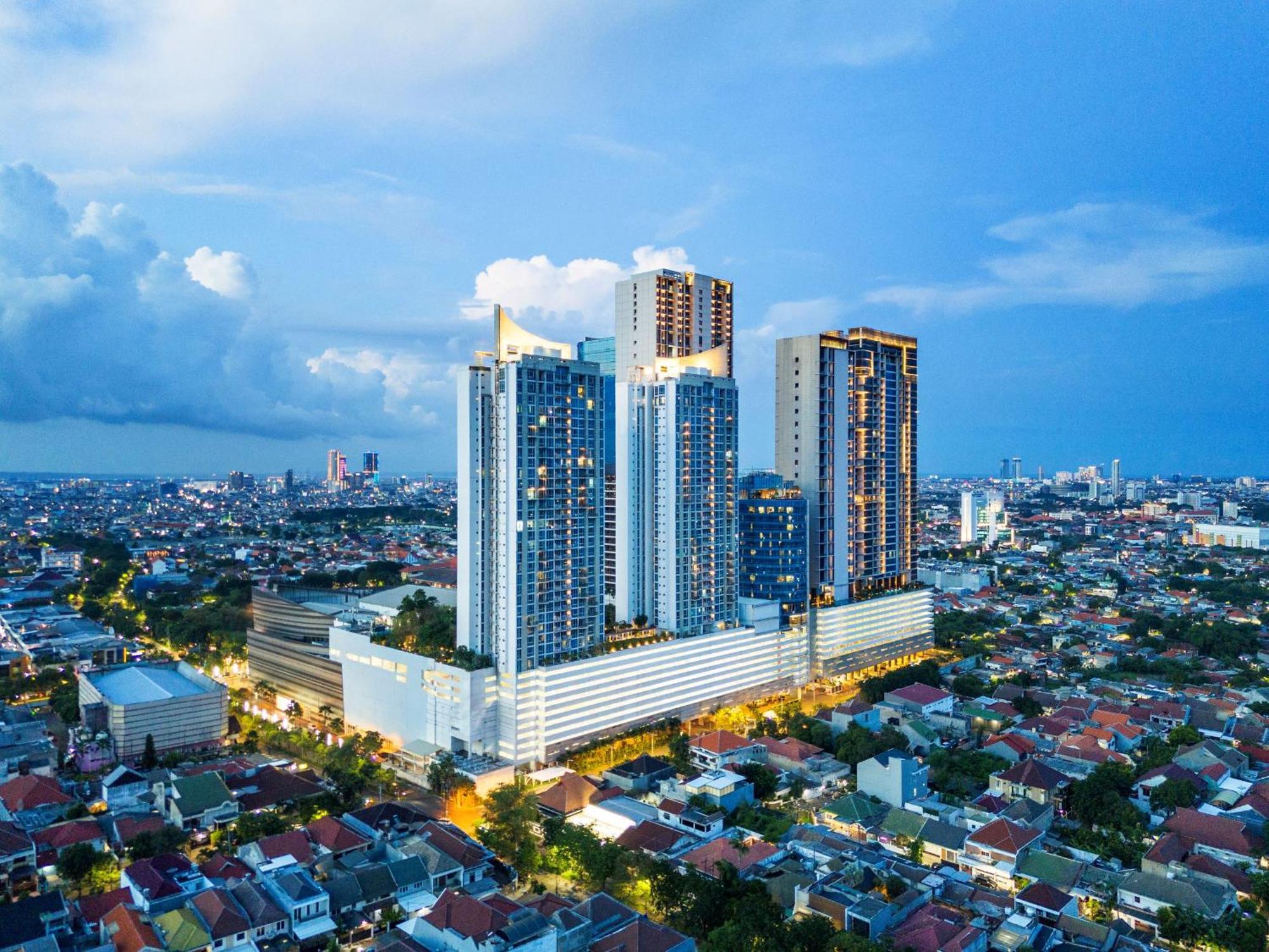 Hotel Ciputra World Surabaya Managed By Swiss-Belhotel International Экстерьер фото